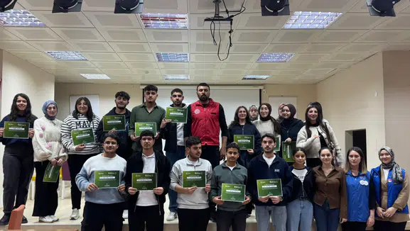 Bayburt’ta Bilgi Yarışması İl Finali Heyecanı: Gençler Kıyasıya Yarıştı