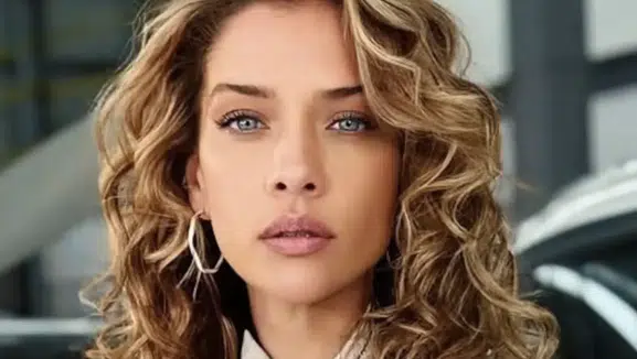 Carolina Miranda: Fake Profile Dizisiyle Parlayan Yıldızın Hayatı ve Özel Hayatı Hakkında Her Şey!