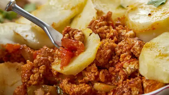 Kıyma az, lezzet çok! Kalabalık sofralar için ekonomik tarif