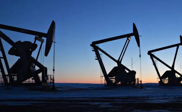 Petrol fiyatları İran’a yönelik saldırı planlarının ertelenmesiyle düştü