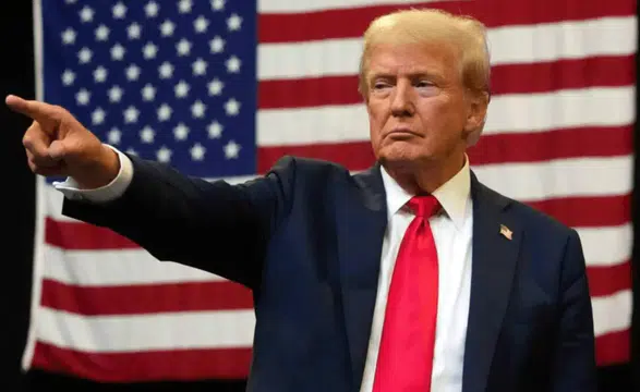 Trump’tan İran Açıklaması: Bir Anda Körfez Ülkelerini Vurmaya Başladılar