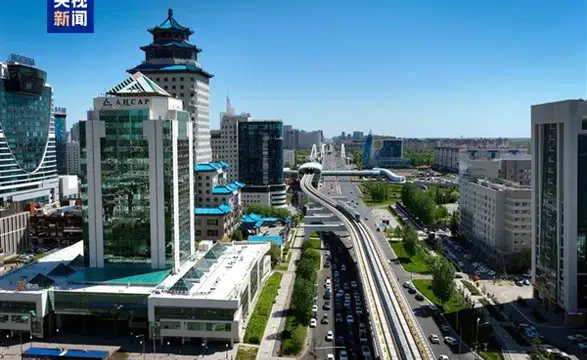 Kazakistan, Orta Asya'nın İlk Sürücüsüz Hafif Raylı Sistemini Faaliyete Geçirdi!
