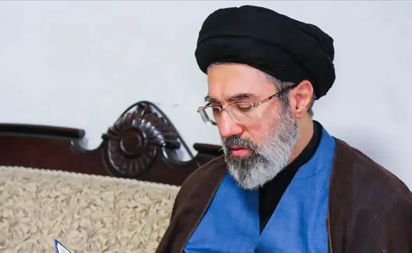 İran Lideri Hamaney'den Babası İçin İntikam Sözü