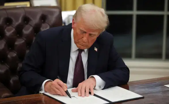 Trump'ın yapay zeka planına sert tepki: George Orwell'i bile utandırır