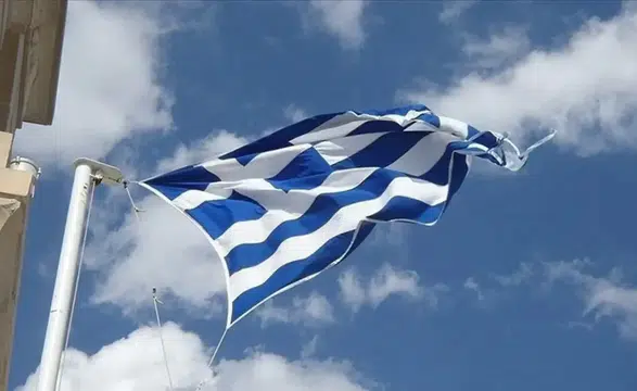 Yunanistan'da aşırı sıcak alarmı: Açık alanda çalışmaya yasak