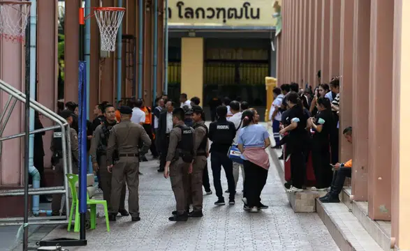 Tayland'daki Okulda Silahlı Saldırı: 6 Kişi Hayatını Kaybetti, 15 Yaralı Var