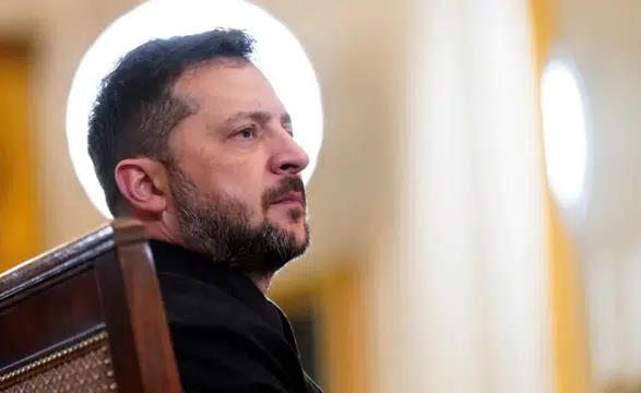 Zelenski: "Rusya'nın Uçakla Gelişine İzin Verilmedi"