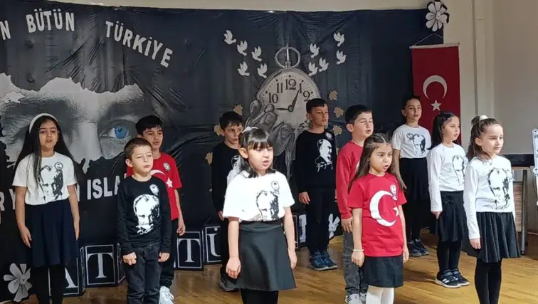 Yusufeli'nde Atatürk, ebediyete intikalinin 87. yılında saygı ve özlemle anıldı