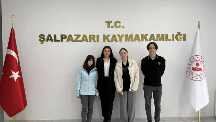 Trabzon Fen Lisesi’nden Kaymakam Akpınar’a Proje Ziyareti