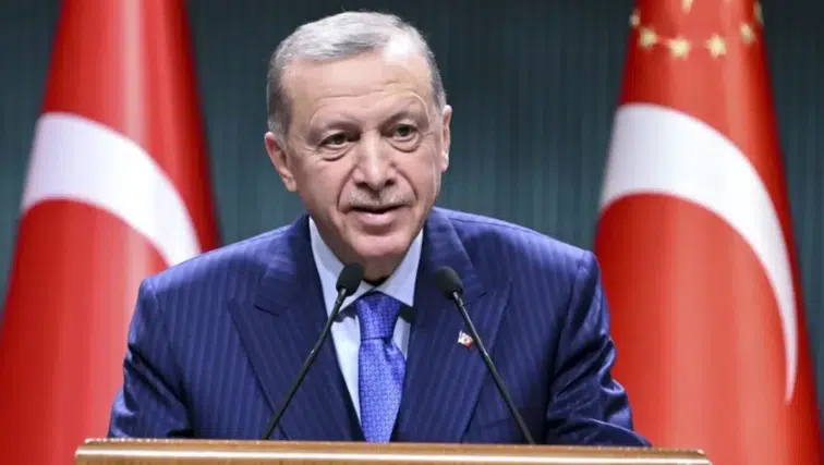 Erdoğan, Erbakan’ı vefatının 15. yılında rahmetle andı