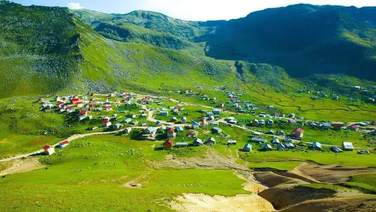 Rize’de Gezilecek Yaylalar – En Güzel 15 Yayla Rehberi