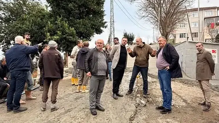 Ardeşen Belediyesi’nden Müftü Mahallesi’nde Yol Sorununa Kalıcı Çözüm