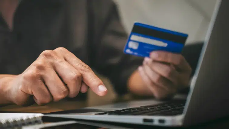 Eğitim ve Sağlık Harcamalarına Kredi Kartı Düzenlemesinde Muafiyet Getirildi!