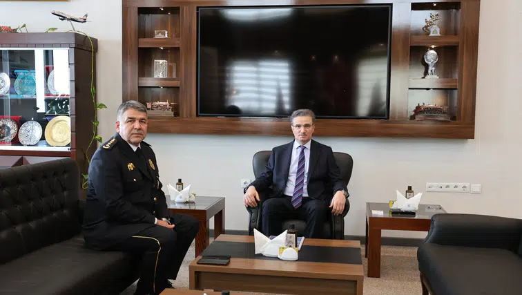 Aydın Baruş Erzurum İl Emniyet Müdürlüğü’nde Güvenlik Brifingi Aldı