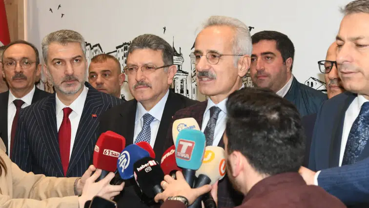 Trabzon Büyükşehir Belediyesi’nde Bayramlaşma Programına Yoğun İlgi