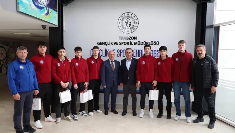 Türkiye İkincisi Hentbol Takımından Trabzon GSİM’e Ziyaret