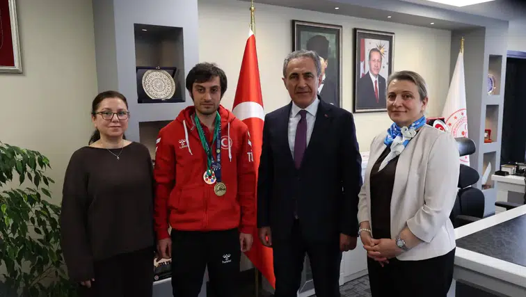Olimpik Sporcu Buğra Selimzade’den Trabzon’a Ziyaret