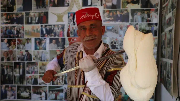 Maraş Dondurması Ustalığı için Sertifika Programı Hayata Geçti: Başvurular Açıldı!