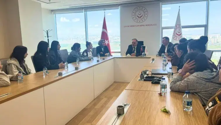 Trabzon'dan 23 Nisan'da Ebeveyn Kaybı Yaşayan Çocuklara Ankara'da Moral Gezisi!