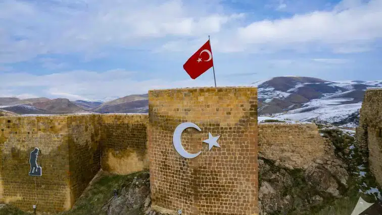 Bayburt Kalesi’nde Arkeolojik Kazılar Başlıyor