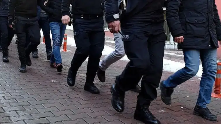 Uyuşturucu Operasyonunda 102 Bin Hap Yakalandı, 24 Kişi Gözaltına Alındı!