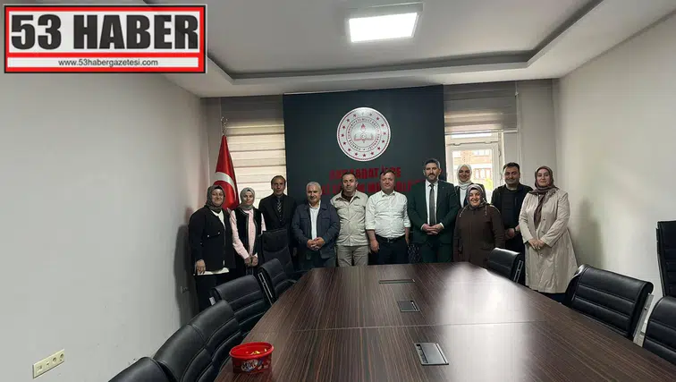 Akçaabat İlçe Milli Eğitim Müdürlüğü’nde Bayramlaşma Programı Düzenlendi