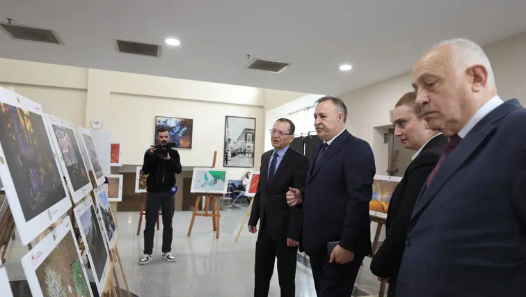 Trabzon'da 15. Tarım, Orman ve İnsan Fotoğraf Sergisi Büyük İlgiyle Açıldı