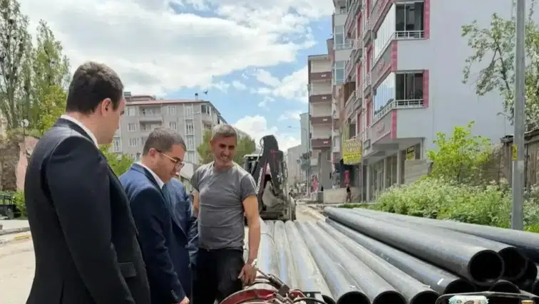 Kağızman'daki Altyapı ve Kaldırım Çalışmalarının Yerinde Değerlendirilmesi Gerçekleştirildi
