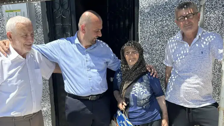 Başkan Mete, Bayram Coşkusunu Yaşlılarla Paylaştı!