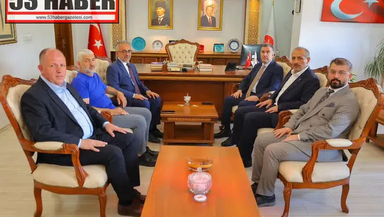 Bayburt Valisi Mustafa Eldivan’dan İl Müftüsü Bayram Danacı’ya Hac Ziyareti