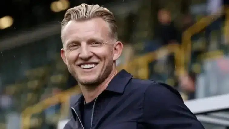 Dirk Kuyt, 11 yıl sonra Fenerbahçe'ye döndü
