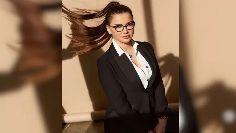 Esra Ezmeci Kimdir? Esra Ezmeci Kaç Yaşında, Nereli?