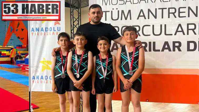 Artvinli Minik Jimnastikçiler ANALİG’de Takım Halinde İkinci Oldu