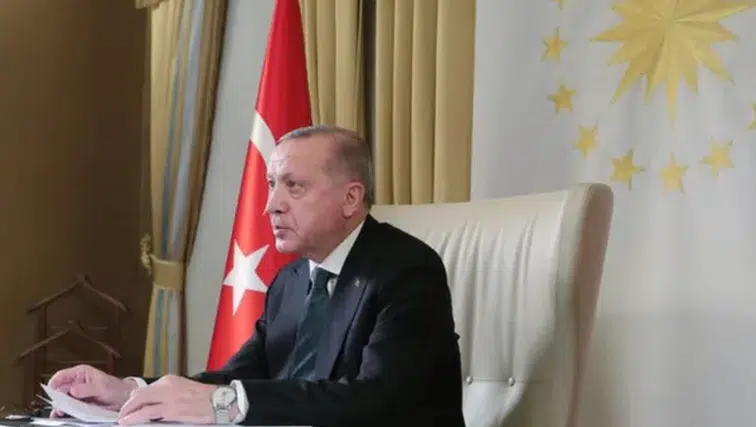Erdoğan, Katolik Episkoposlar heyeti ve Kırgızistan Dışişleri Bakanı Kulubayev'le görüştü
