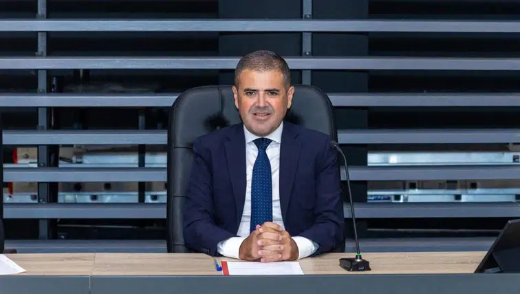Mezitli Belediye Başkanı Tuncer CHP’den ihraç edildi