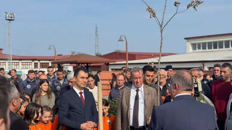 Pazar’da Geleceğe Nefes, Dünyaya Umut Etkinliği Düzenlendi