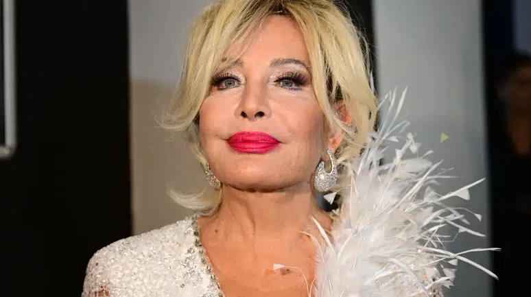 Emel Sayın 80 Yaşında! Sevim Emre’den Samimi Kutlama Mesajı