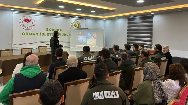 Borçka Orman İşletme Müdürlüğünde Orman ve Kırsal Alan Yangınlarına Müdahale Eğitimi Verildi