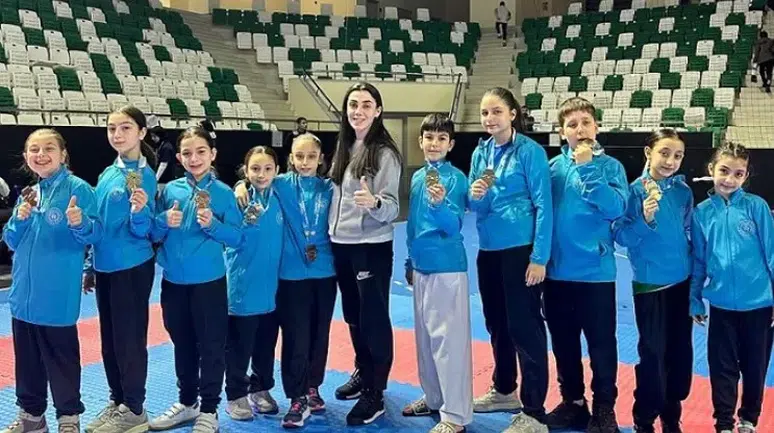 Rize’nin Genç Karatecileri Giresun’da Zirveye Çıktı