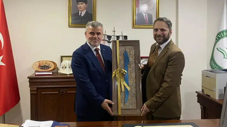 Artvin İl Müftüsü Ertuğran Mehmet Soylu’dan İlahiyat Fakültesi Dekanına İade-i Ziyaret