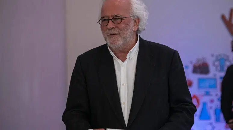 Grip tehlikesi artıyor: Prof. Dr. Badur, aşılamanın önemine dikkat çekti!