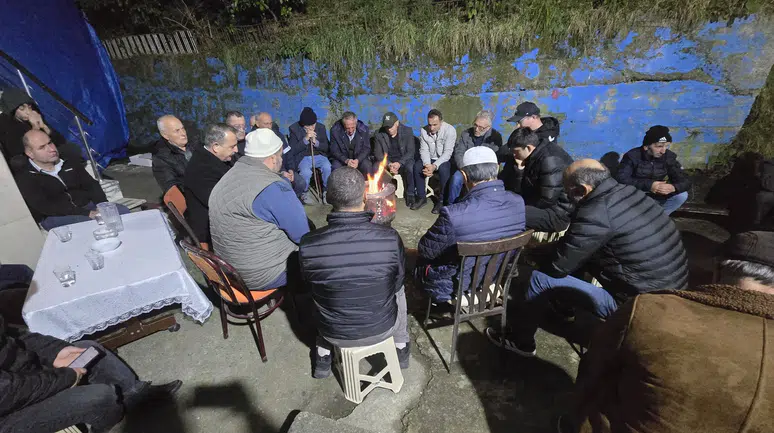 Vakfıkebir Belediye Başkanı Fuat Koçal Çavuşlu Mahallesi’ni Ziyaret Etti