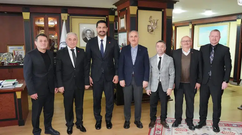 Taha Akgül’den Rize’de Güreşe Destek Ziyareti