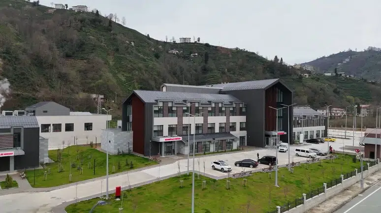 GÜNEYSU’DA SAĞLIK YATIRIMI: AMATEM VE RUH SAĞLIĞI MERKEZİ HİZMETE GİRİYOR