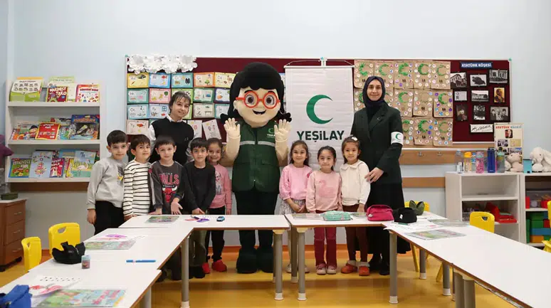 Yeşilay, 106. Yılında Bağımsız Geleceğin İlk Ders Zilini Çaldı!