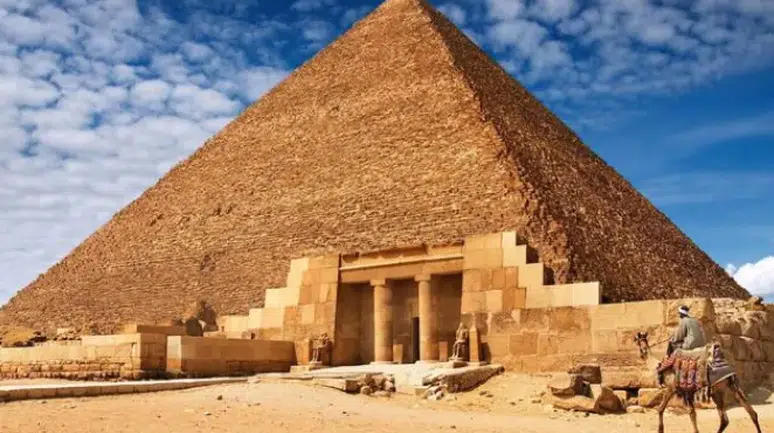 Tourbulance ile Mısır Turu: Görülmesi Gereken Yerleri Keşfedin!