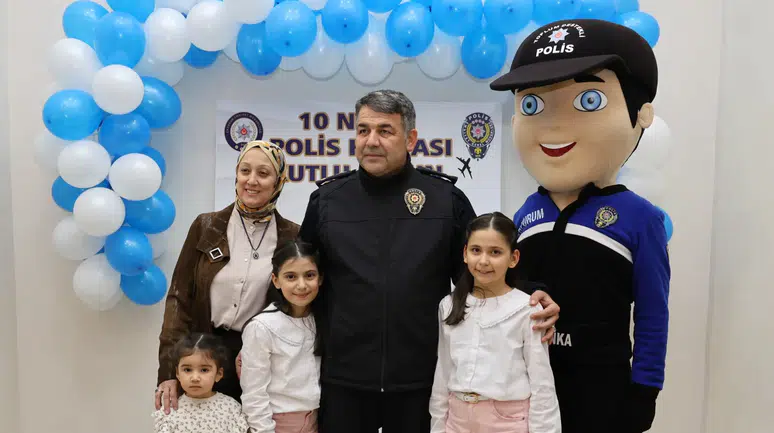 Erzurum’da Polis Haftası’nda Çocuklara Özel Etkinlik: Minikler Doyasıya Eğlendi