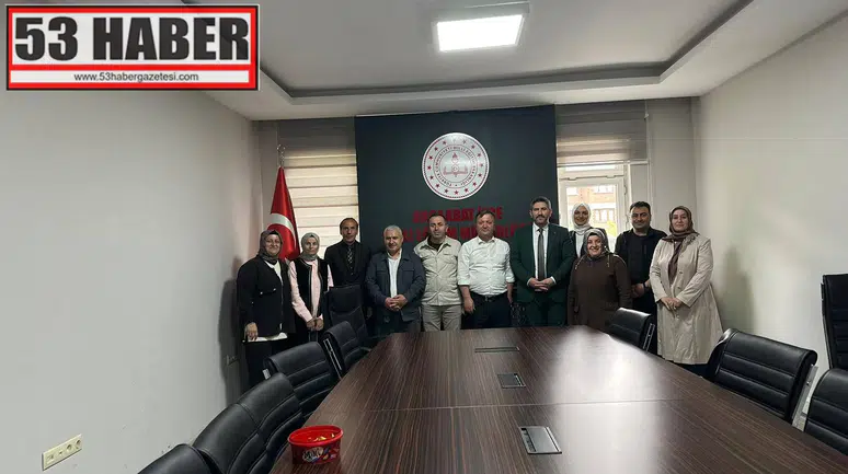 Akçaabat İlçe Milli Eğitim Müdürlüğü’nde Bayramlaşma Programı Düzenlendi