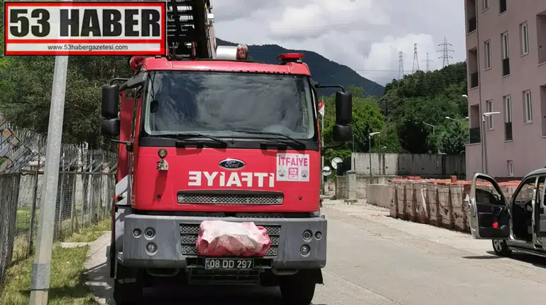 Borçka Belediyesi’nden Mahalle Mahalle Hizmet Atağı: Altyapı ve Çevre Düzenleme Çalışmaları Sürüyor