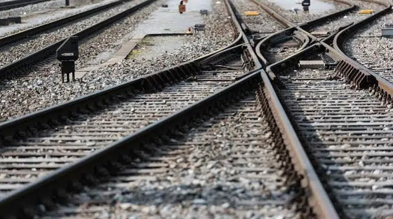 Bakan Uraloğlu'ndan Müjdeli Açıklama: Yeni Tren Hattı Projesi Nerede Hayata Geçirilecek?